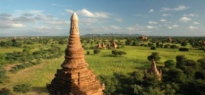 Pogled z ene od pagod, Bagan